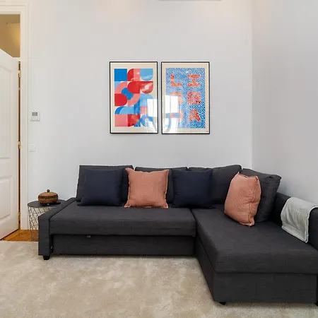 Whome Elegant In Lisbons Historic Downtown Appartement *