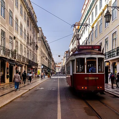 Whome Elegant In Lisbons Historic Downtown *