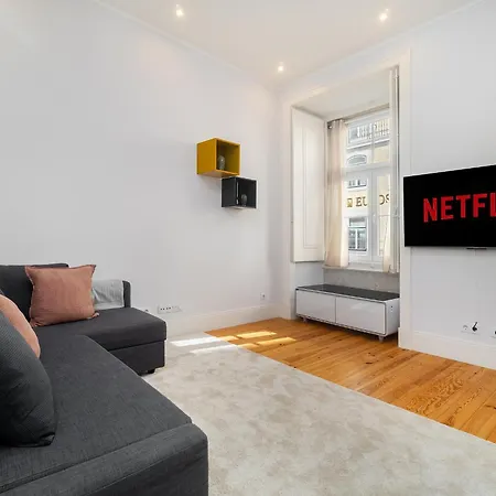 Whome Elegant In Lisbons Historic Downtown Apartment