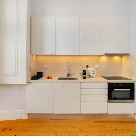 Whome Elegant In Lisbons Historic Downtown